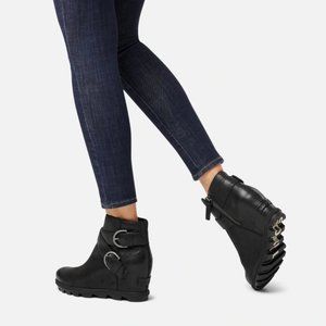 New Sorel joan of arctic buckle Boots black 7 38